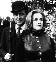 avengers_steedgale John Steed og Cathy Gale, spilt av Patrick Macnee og Honor Blackman