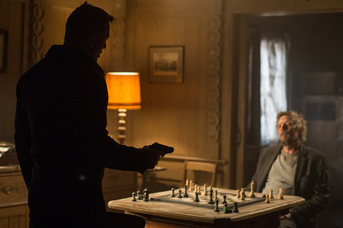 James Bond og Mr. White (Jesper Christensen) i Spectre (2015)